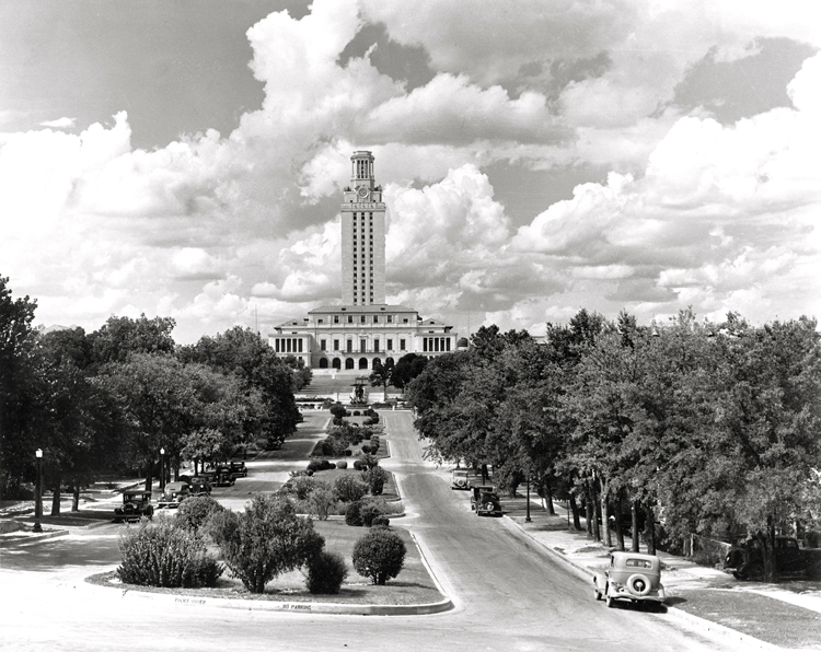 A view from 19th Street (now MLK) looking north up University Drive toward the UT Tower.