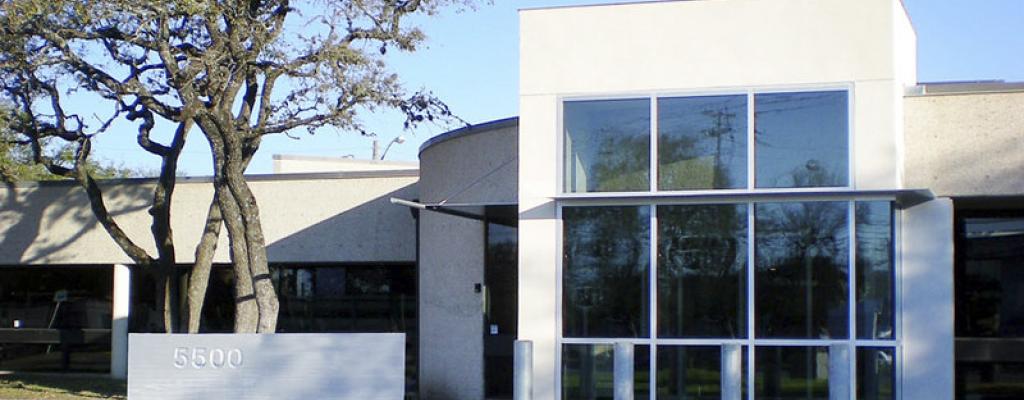 Exterior of Menchaca Road Branch library 