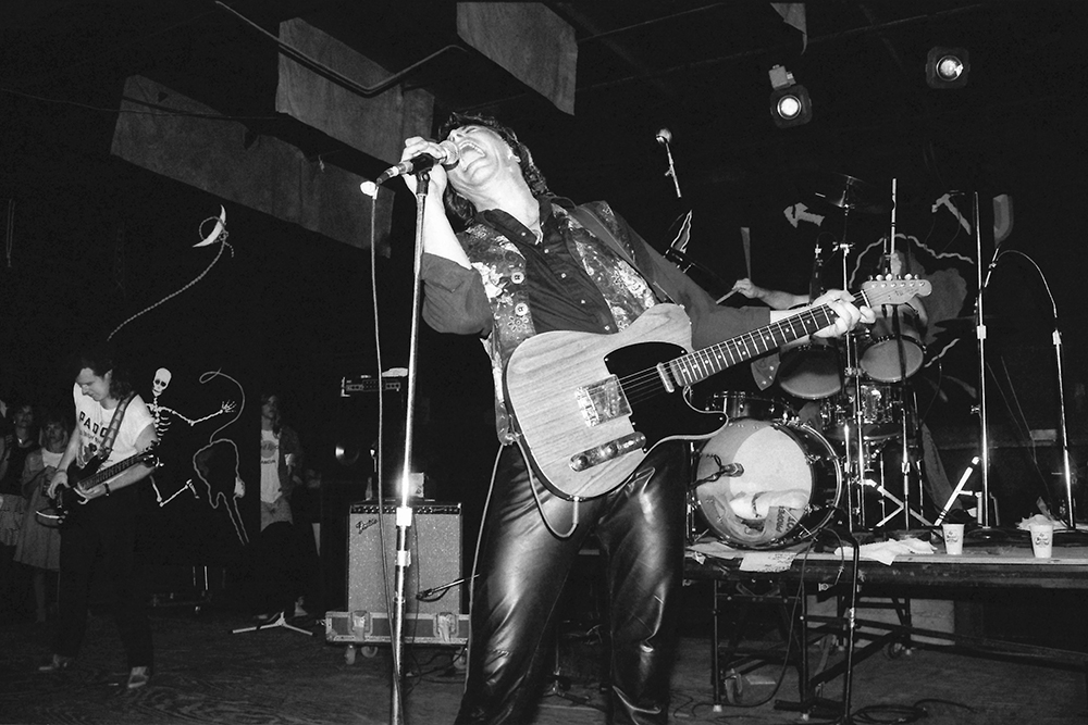 Joe Ely plays Liberty Lunch in 1989.